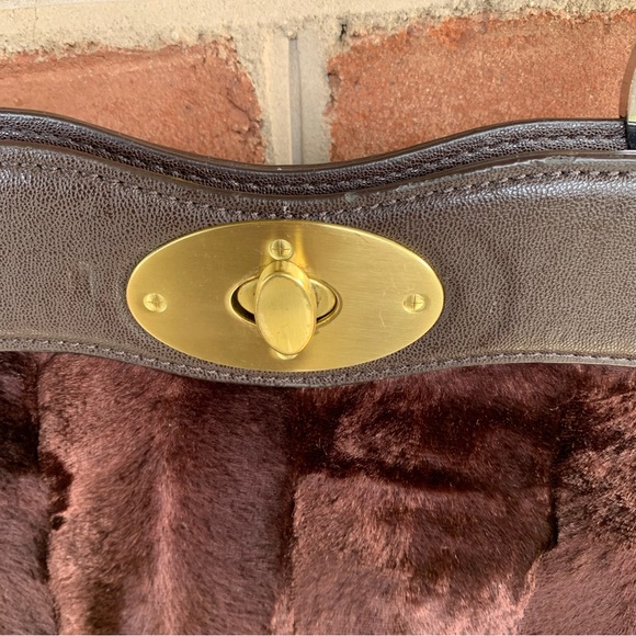 Sexy brown purse with gold hardware NWOT. VTLUXE - Picture 6 of 9